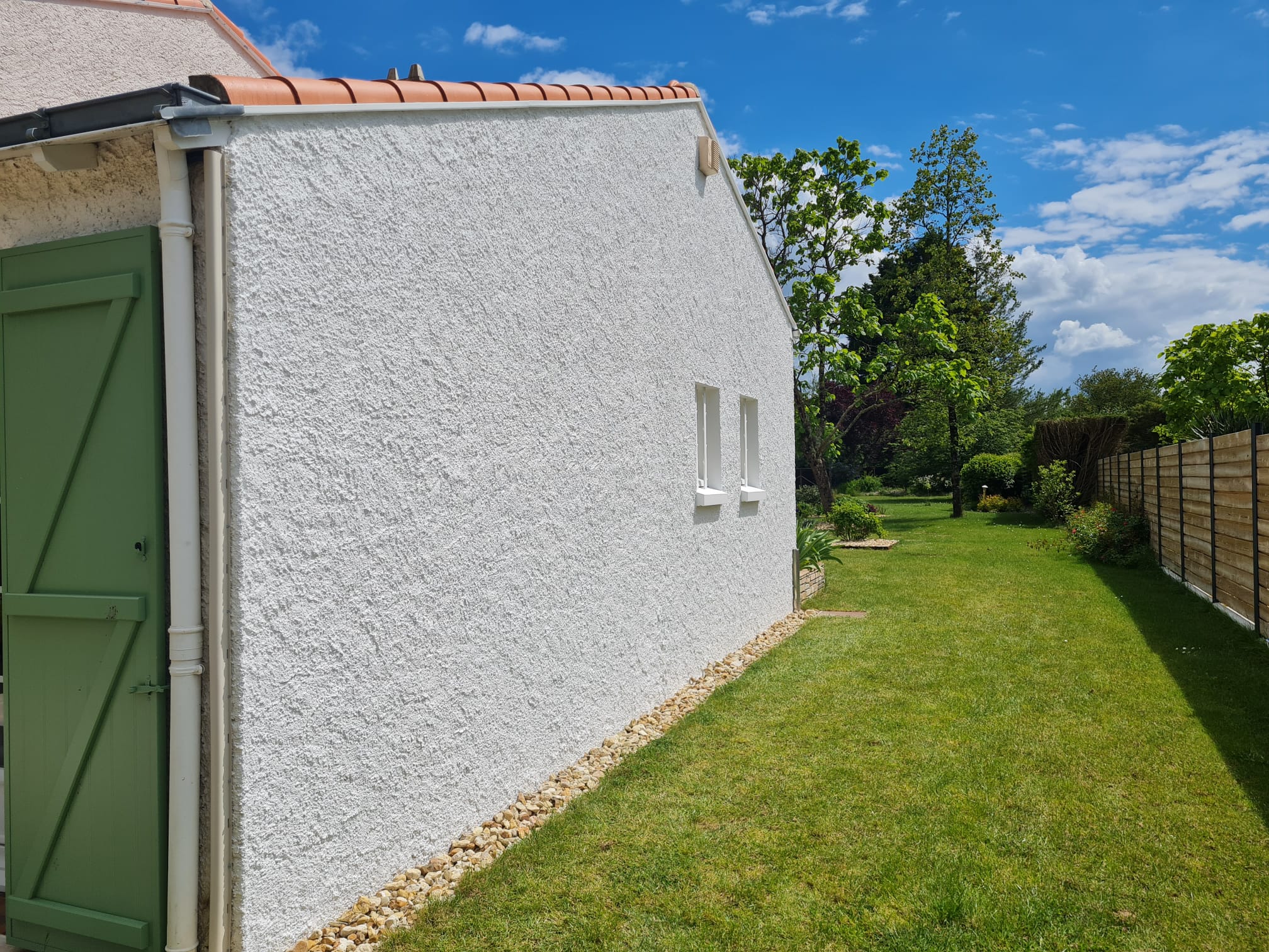 Pose de clôture et peinture